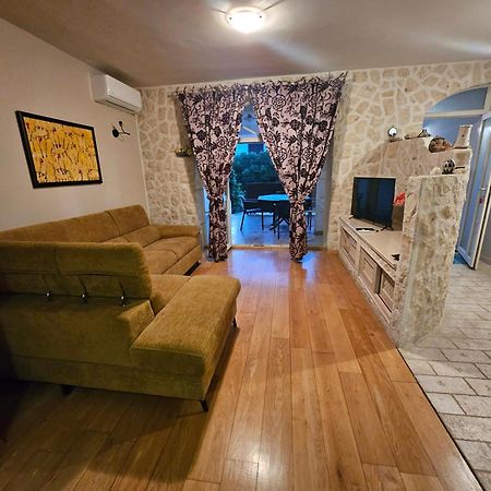 Apartment Jeger Povljana Extérieur photo