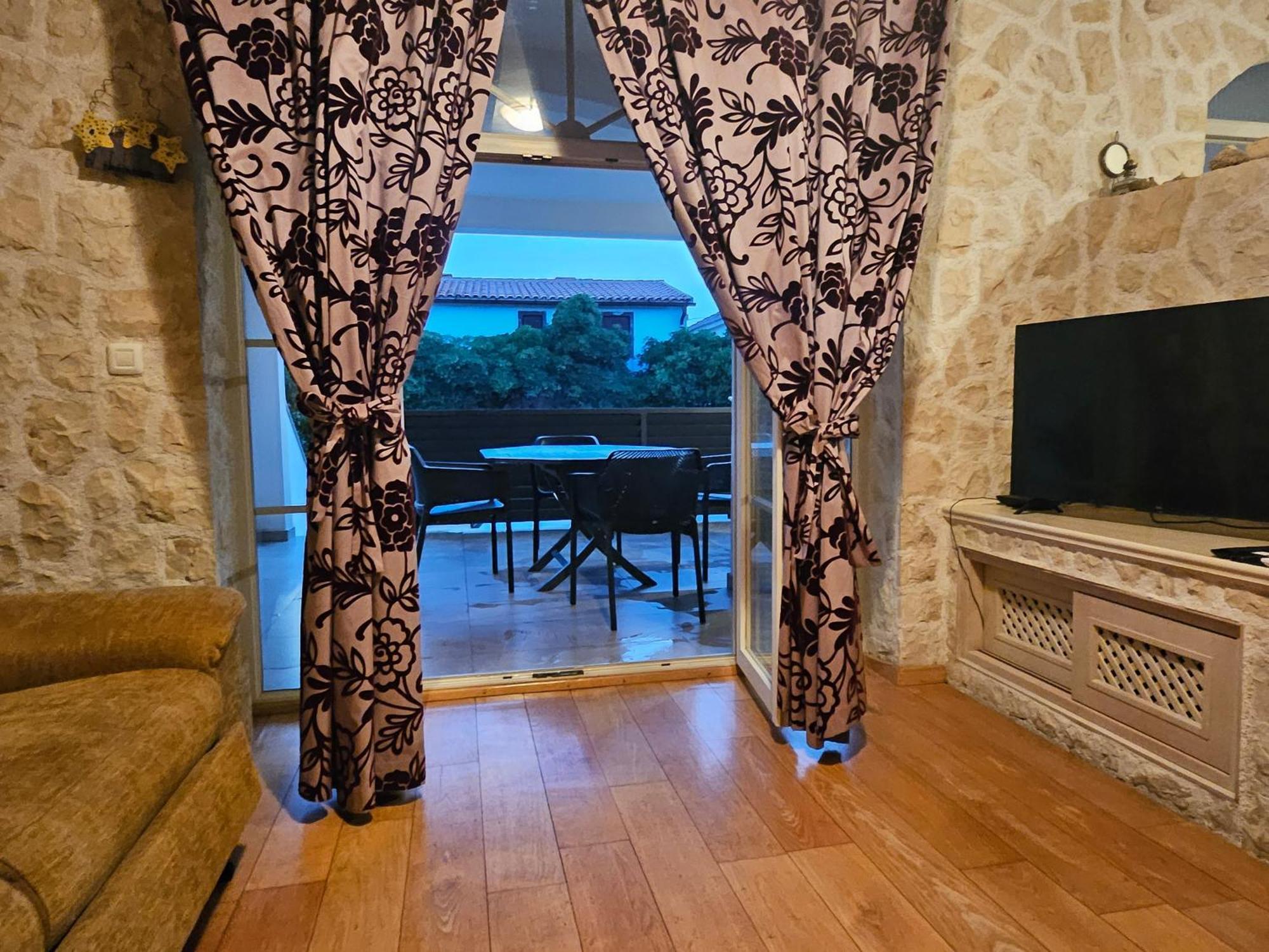 Apartment Jeger Povljana Extérieur photo