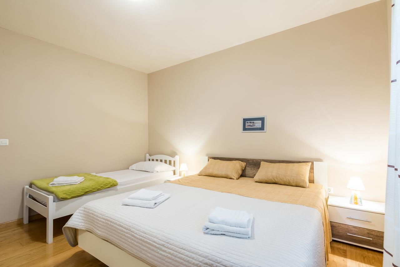Apartment Jeger Povljana Extérieur photo